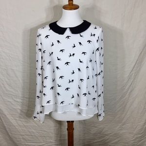 Divided Bird Print Peter Pan Collar Flowy Top